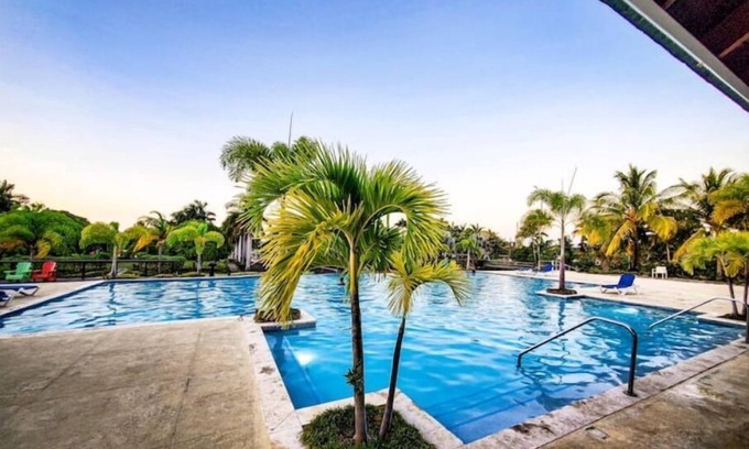 St. Ann's Bay House | Experience The Palms: Peace in Paradise with Ocean Views