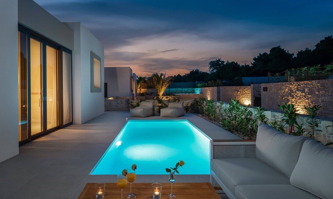 Tkon Villa | Relax at The Palms Resort - Villa Dream I with Ocean View