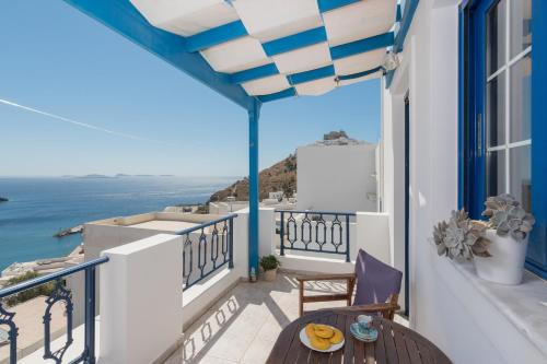 Astypalaia House | Outstanding Stay at The Panorama House - Family & Pet Friendly