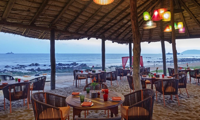 Visakhapatnam Hotel | Relax at The Park Visakhapatnam with Ocean View and Spa