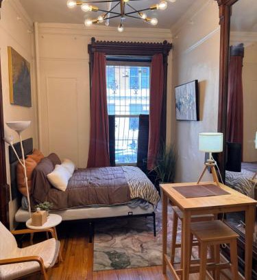 Harlem Apartment | The Parlor