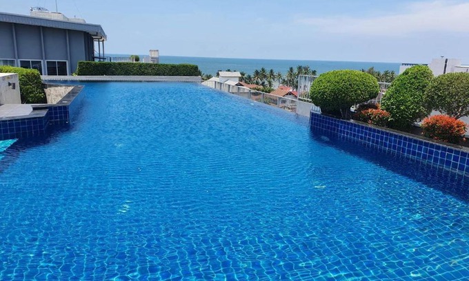 Saen Suk Apartment | Inviting Stay at The Patio Condo Bang Saen with Pool Access