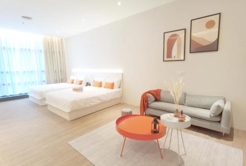 Taman Bukit Pantai Apartment | Budget-Friendly Stays at The Peak - Bangsar South Mid Valley