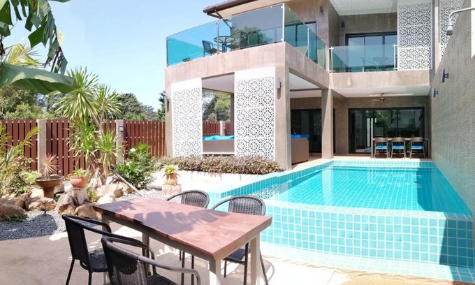 Ko Chang Villa | Experience The Pearl Pool Villas: Rated 9.5/10 Oceanfront Escape