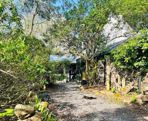 Garve Apartment | Experience The Peatcutter's Croft with Oceanfront Views