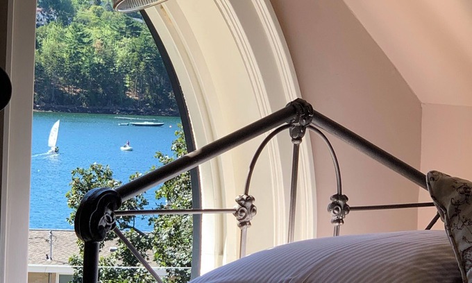 South End Bed & Breakfast | Experience The Pebble Bed & Breakfast - 5-Star Perfection
