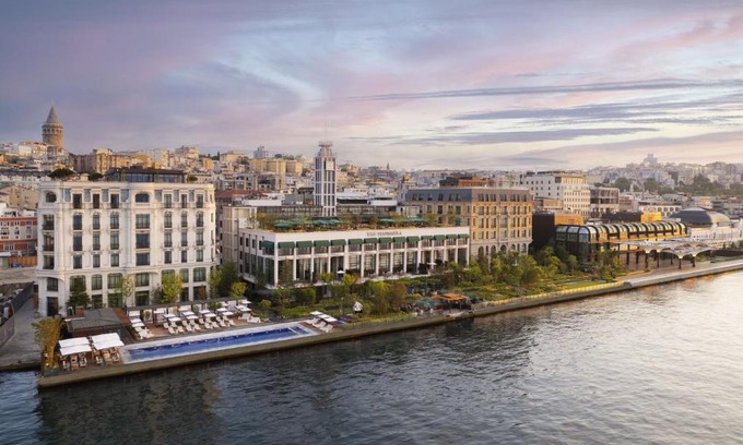 Karakoy Hotel | Experience The Peninsula Istanbul: 5-Star Oceanfront Retreat