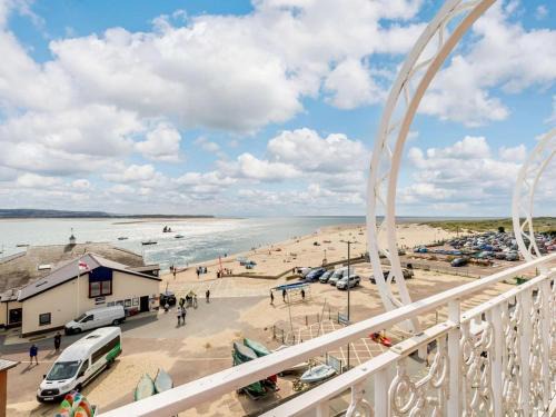 Aberdovey Apartment | Oceanfront Escape at The Penthouse Westhaven Aberdyfi