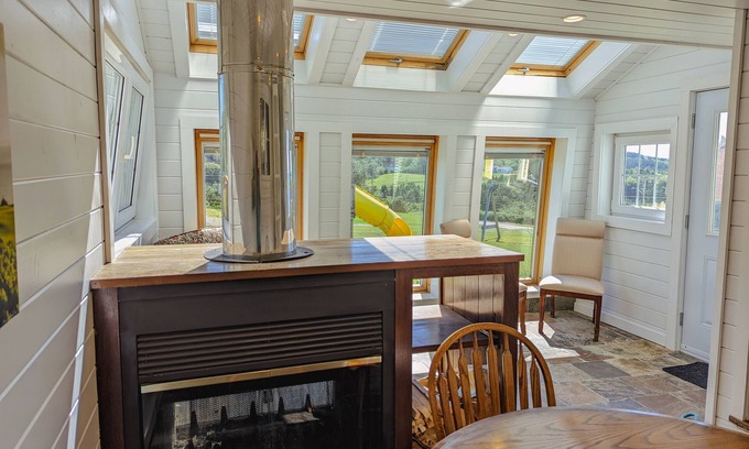 Inverness House | Ideal Family Retreat with Oceanfront Pool and Spa Access