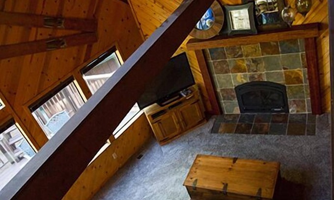 Truckee Cabin | Discover Your Ideal Mountain Escape with Great Amenities