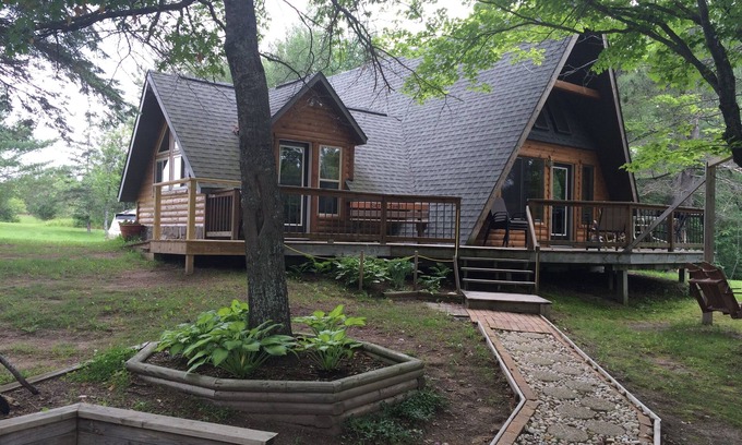 Fairview Cabin | Serene Retreat: Unwind with Oceanfront Views & Top Amenities