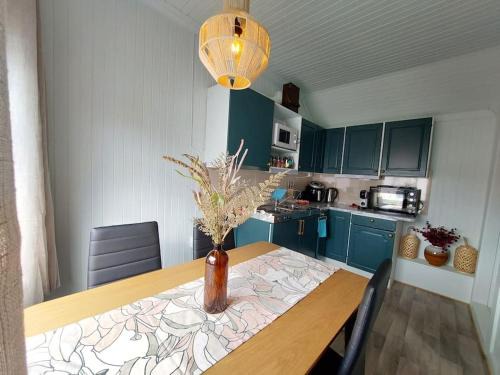 Lødingen Apartment | Oceanfront Retreat - Enjoy Hot Tub and Ocean Views