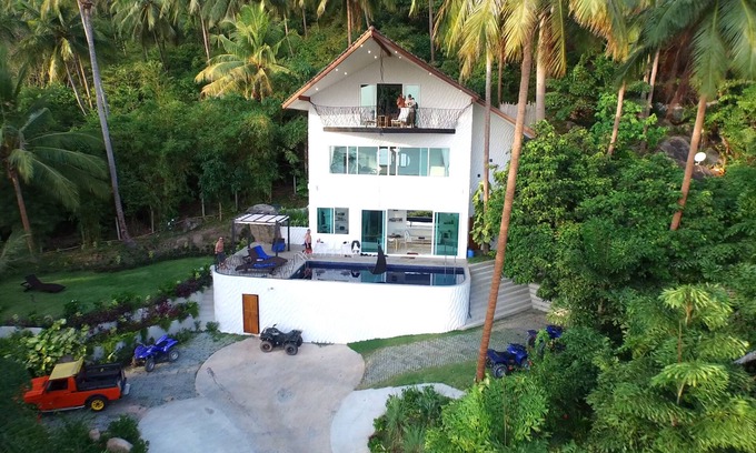 Koh Tao Villa | Ideal Villa for Families with Oceanfront Views and Pool