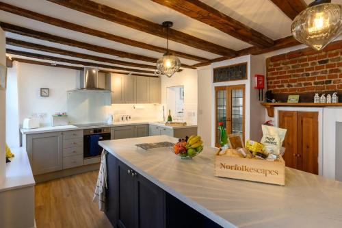 Beccles House | The Pickled Herring