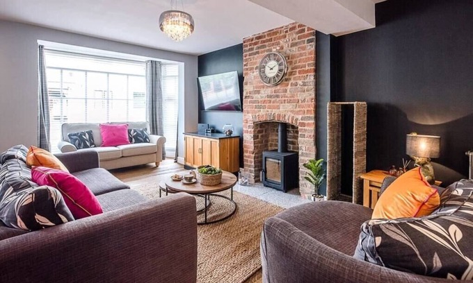 Aldeburgh House | Top-Rated Getaway at The Picture House, Aldeburgh