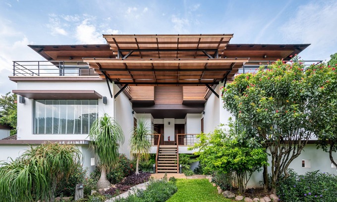 Mu Si Hotel | Beautiful Stay at The Pig House Khao Yai - Rated 10/10