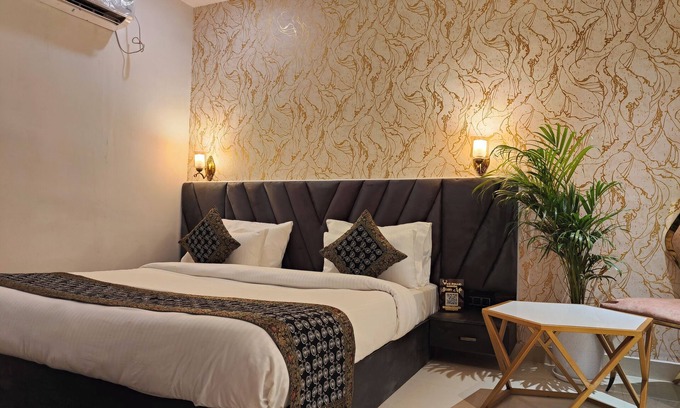Varanasi Resort | The Pinaki resort & Club