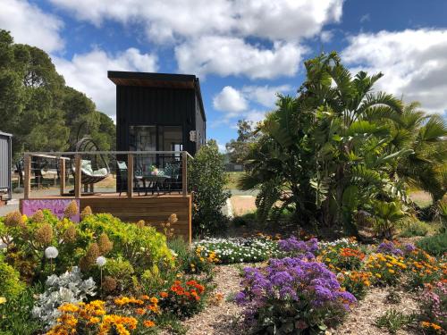 Cameron House | Experience The Pink Lake Tiny House - 'Sakura' Awaits You