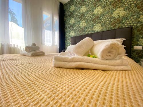 Ferrara Bed & Breakfast | Inviting Platform Rooms: Child-Friendly & Guest Rated 9/10