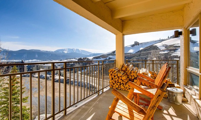 Crested Butte Apartment | Explore The Plaza Condominiums: Family-Friendly Retreat