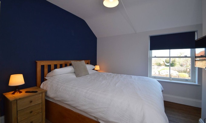 Newark Apartment | Relaxing Stay at The Plough Retreat - Family-Friendly Escape