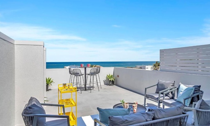 West Beach House | The Plovers Nest - Seaside Horizons in West Beach