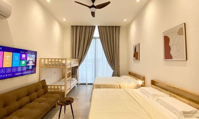 Taman Charming Apartment | Family-Friendly Getaway at The Podium@Studio with Ocean View