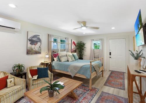 High Springs Apartment | Discover The Poe - Trendy Studio in High Springs