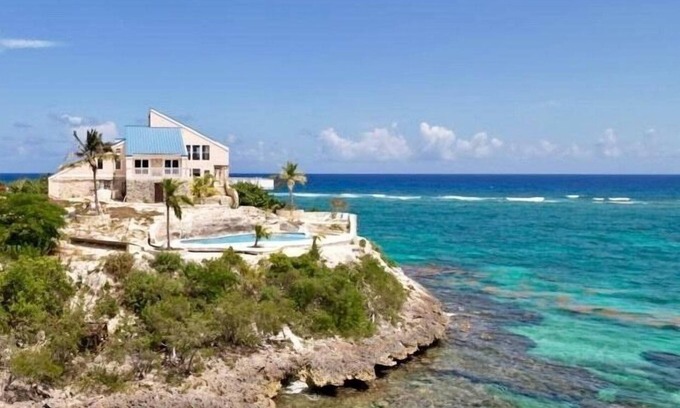 Port Howe House | Unforgettable Oceanfront Retreat with Private Pool & Views