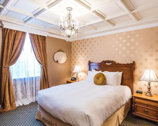 Red Lodge Hotel | Experience Comfort at The Pollard Hotel with Family-Friendly Amenities