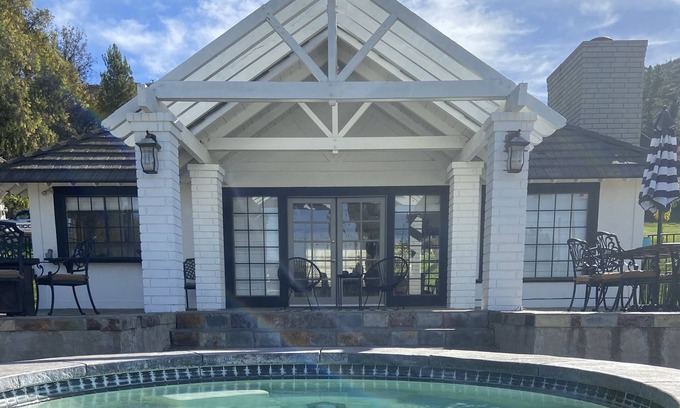 Moorpark House | Relaxing Retreat at The Pool House with Hot Tub & Spa