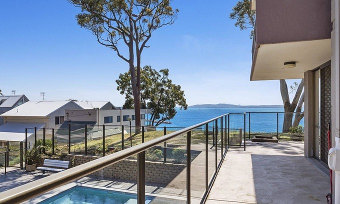 Nelson Bay Apartment | Discover The Poplars: Oceanfront Retreat with Pool & Breakfast