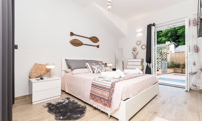 Portofino Apartment | Discover The Portofino Nest: Pet-Friendly with Spa & Wi-Fi
