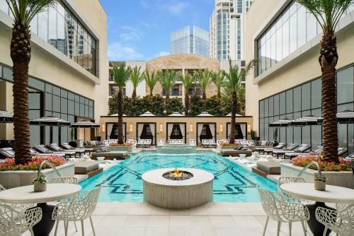 Uptown Hotel | Experience The Post Oak Hotel: 5-Star Accommodations Await