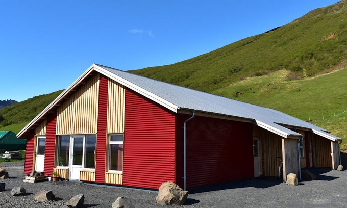 Svinafell Hotel | Guest Rated: The Potato Storage – Family-Friendly Escape