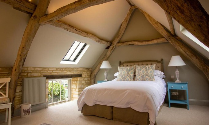Cirencester Apartment | Exclusive Retreat at The Potting Shed in Cirencester