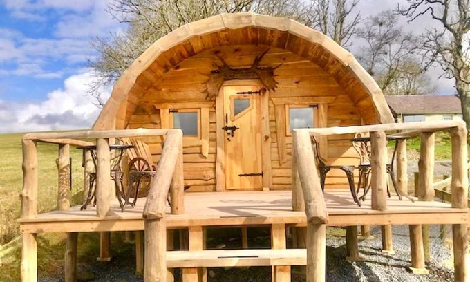 Bontnewydd Cabin | Pet-Friendly Retreat at The Prancing Moose: 8/10 Rated Stay