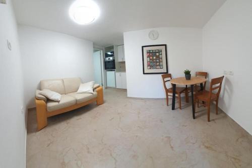 Beit Shemesh Apartment | Top-Rated Premier Apartment in RBS A - Family Friendly Stay