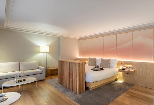 City of Westminster Hotel | Elegant Stay at The Prince Akatoki London - 5-Star Excellence