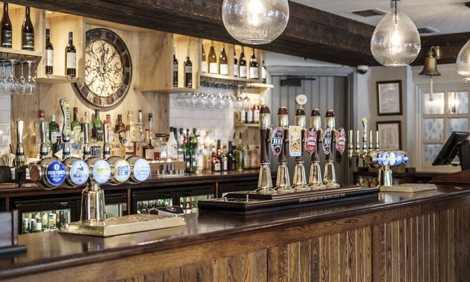 Farnham Hotel | Elegant Comfort at The Princess Royal - 4 Star & Top Rated