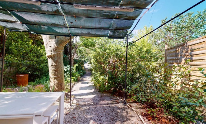 La Treille House | Explore Marseille: Provencal Countryside & Oceanfront Retreat