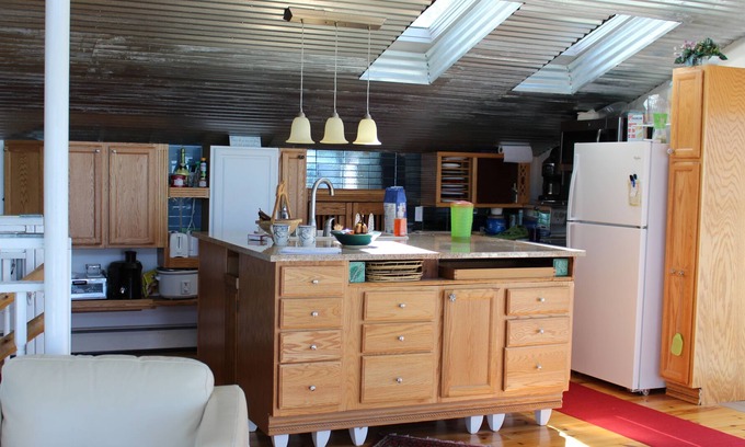 Rogers City Bed & Breakfast | Experience Comfort at The Purple Martin Inn with Breakfast