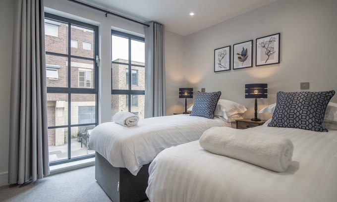 York Apartment | Explore The Quadrant: The Botanical Suite with Breakfast