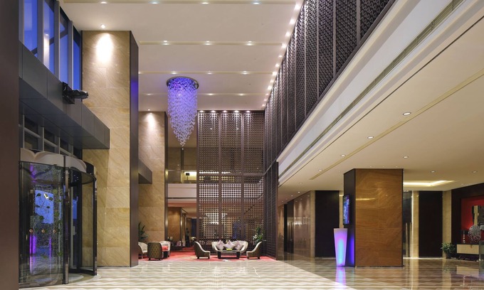 Pudong Hotel | Experience The Qube Hotel Shanghai Pudong with Family-Friendly Amenities