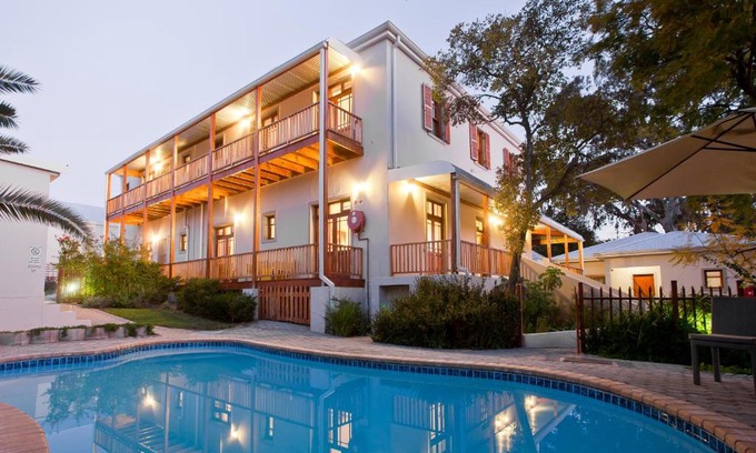 Calitzdorp House | Experience The Queen Of Calitzdorp with Ocean Views & Pool