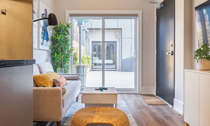 Parkdale Hotel | Discover The Queen's Griffen: Family-Friendly Comforts