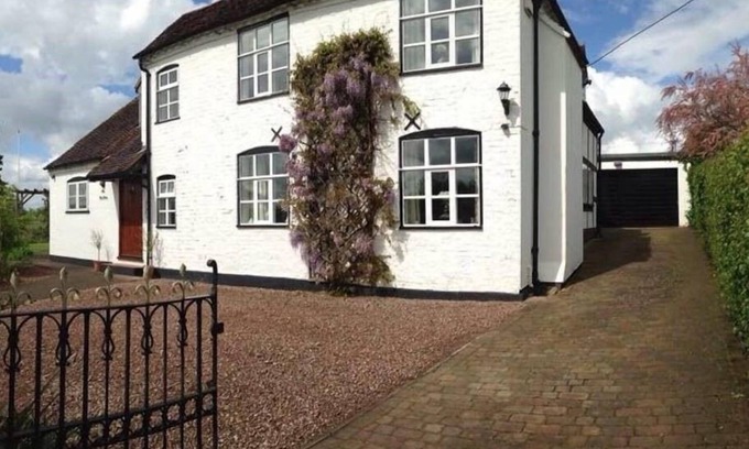 Upton upon Severn Bed & Breakfast | Discover The Rag House: Guest Rated 10/10 with Breakfast