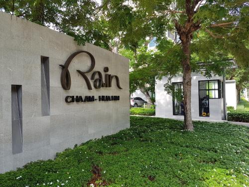 Cha-am Apartment | Inviting Ocean View Retreat at The Rain Cha-am Huahin