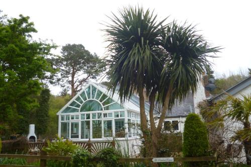St George House | Experience The Ramblers Retreat: Oceanfront Bliss Awaiting