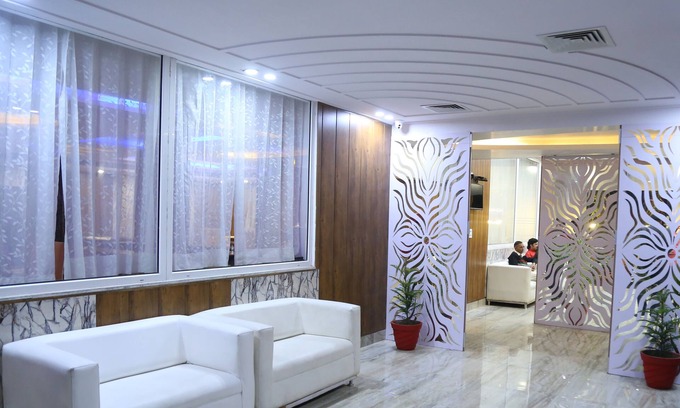 Bhiwadi Apartment | Relax at The Ravindram: Family-Friendly with Spa & Dining